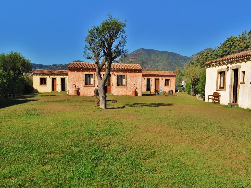 B&B Pubulos Olbia Extérieur photo
